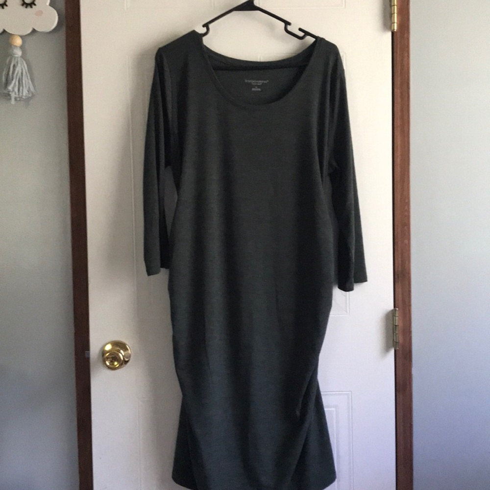 Ruched maternity body con dress